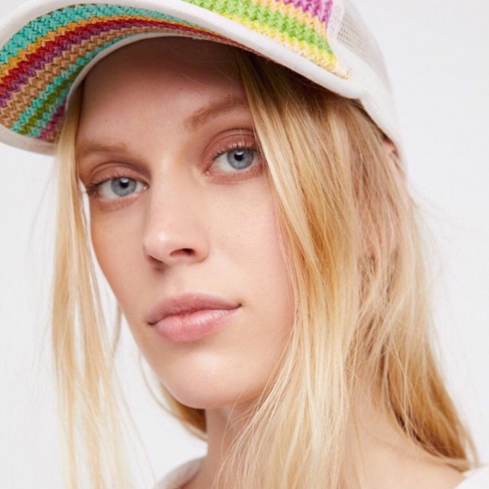 🔥🔥Free People Rainbow Ziggy Chevron Straw 🔥🔥